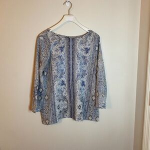 Dalia paisley Blouse Size Large